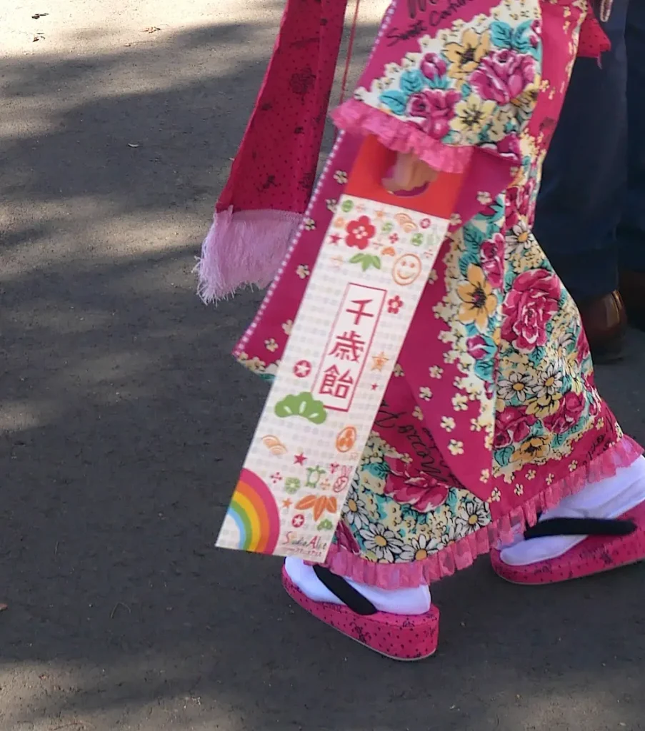 七五三で使われる細長い千歳飴